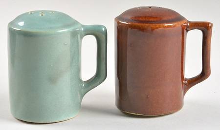 Country Fare (Unglazed Bottom) Salt & Pepper Set