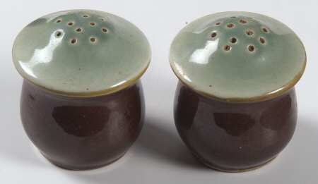 Country Fare (Unglazed Bottom) Salt & Pepper Set