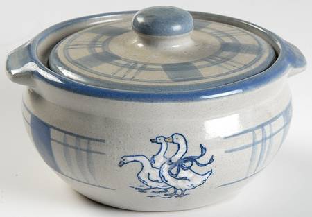Gaggle of Geese Individual Casserole & Lid