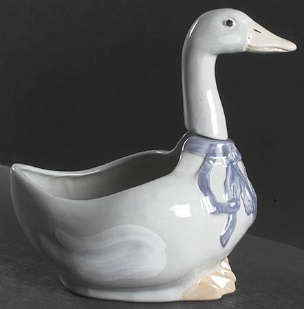 Gaggle of Geese Figural Vegetable Bowl with Ladle