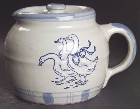 Gaggle of Geese Bean Pot & Lid