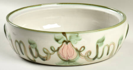 Pear 6 Qt Round Covered Casserole No Lid