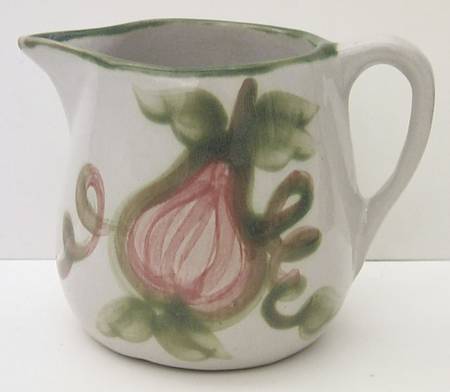 Pear 20 Oz Pitcher