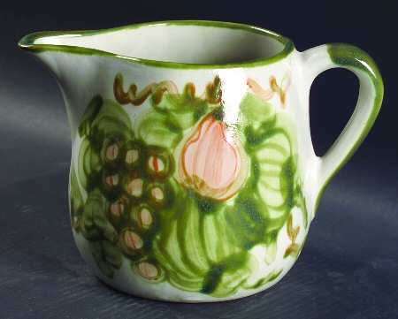 Pear 80 Oz Pitcher