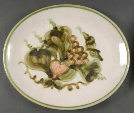 Pear 15" Oval Serving Platter