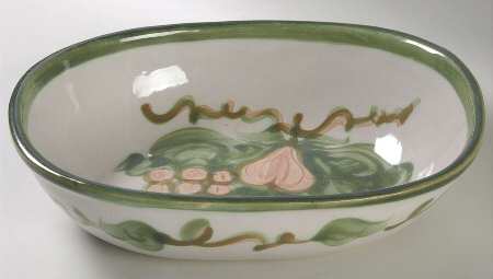 Pear 9" Oval Vegetable Bowl