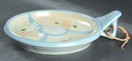 Primrose Handled Microwave Dinner Plate