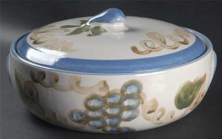 Vintage (Blue Band) 2.5 Qt Round Covered Casserole