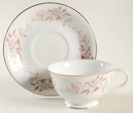 Elizabeth Footed Cup & Saucer Set