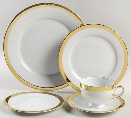 Academy Gold 5 Piece Place Setting