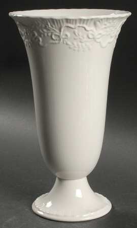 Claire 10" Vase