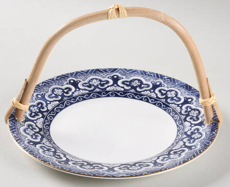 Empire 5 3/8"-5 5/8" Bamboo Handled Serving Plate  HC