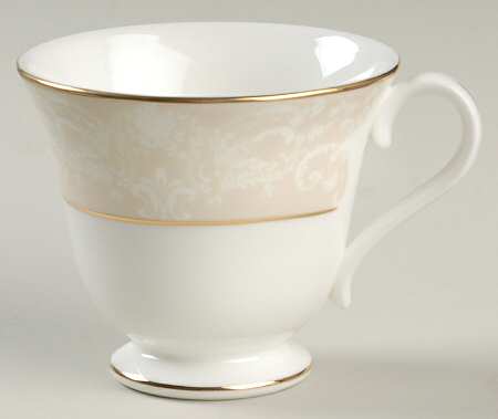 Meredith Footed Cup