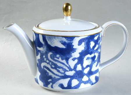 Round Hill Teapot & Lid