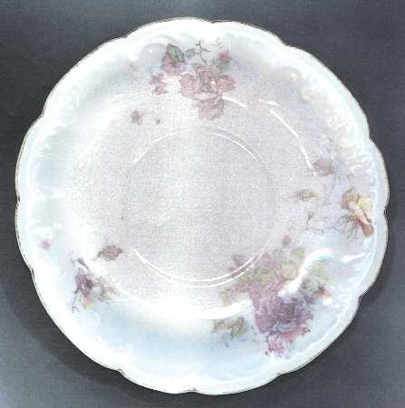 3214 (Scalloped) Saucer