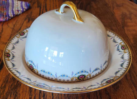 LSS10 Round Covered Butter