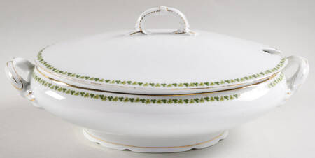 1616 Oval Tureen & Lid