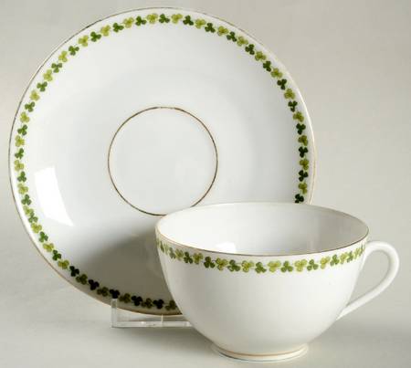 1616 Flat Cup & Saucer Set