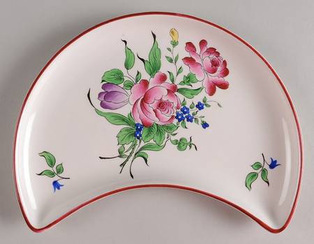 Old Strasbourg (Off White Background) Crescent Salad Plate