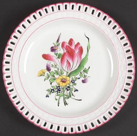 Old Strasbourg (Off White Background) Pierced Edge Luncheon Plate