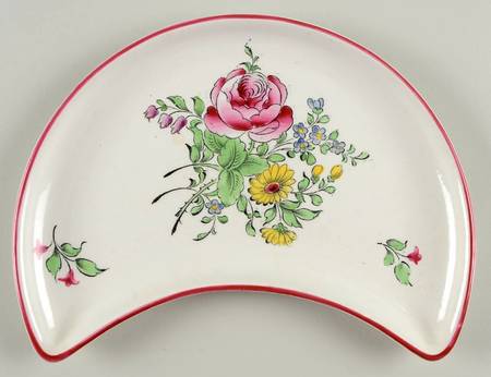 Old Strasbourg (Off White Background) Crescent Salad Plate