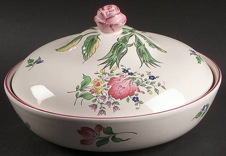 Old Strasbourg (Off White Background) Round Covered Vegetable