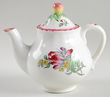 Old Strasbourg (Off White Background) Individual Teapot & Lid