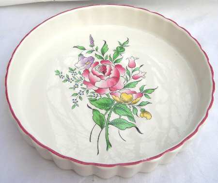 Old Strasbourg (Off White Background) 9" Quiche