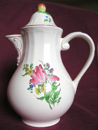 Old Strasbourg (Off White Background) Coffee Pot & Lid-Small