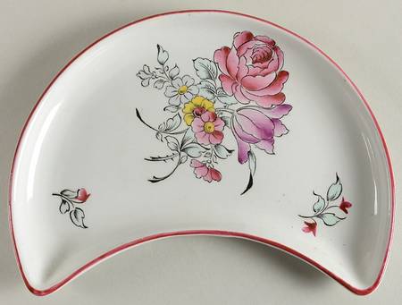 Old Strasbourg (Off White Background) Crescent Salad Plate