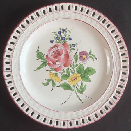 Old Strasbourg (Off White Background) Pierced Edge Luncheon Plate