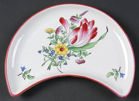 Old Strasbourg (Off White Background) Crescent Salad Plate