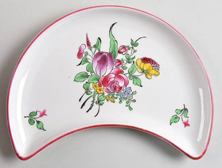 Old Strasbourg Crescent Salad Plate