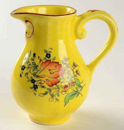 Old Strasbourg (Yellow Background, Roses) Creamer