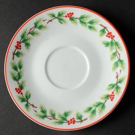 Holiday Garland Saucer