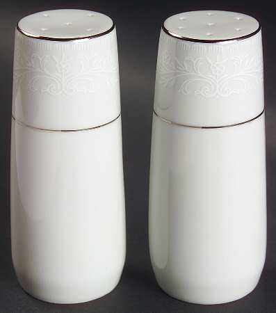 Alencon Salt & Pepper Set