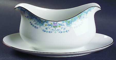Blue Madeira Gravy Boat with Attached Underplate