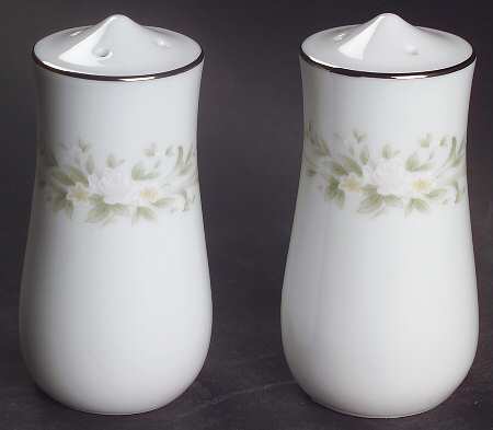 Larksong Salt & Pepper Set