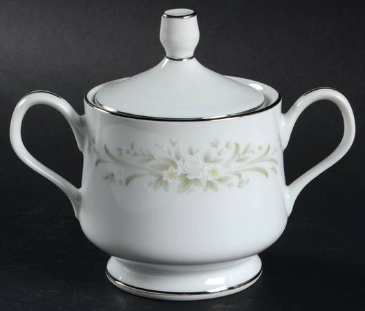 Larksong Sugar Bowl & Lid