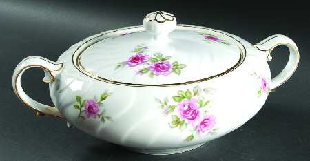 Romance Round Covered Vegetable