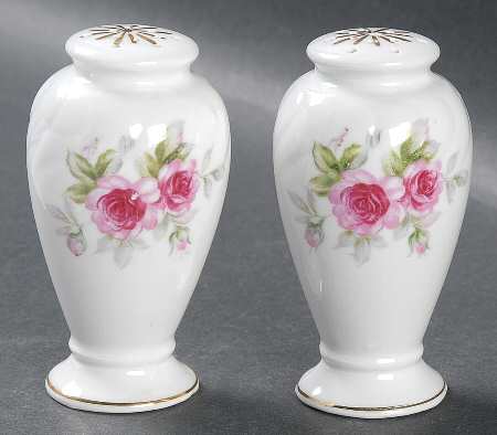 Romance Salt & Pepper Set