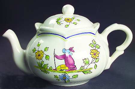 Moustiers Teapot & Lid