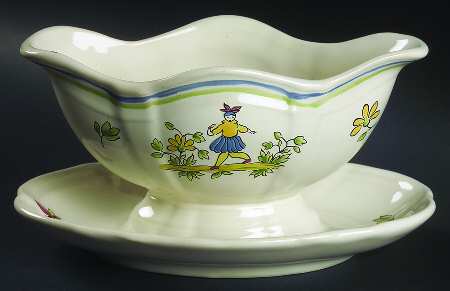 Moustiers Gravy Boat with Attached Underplate