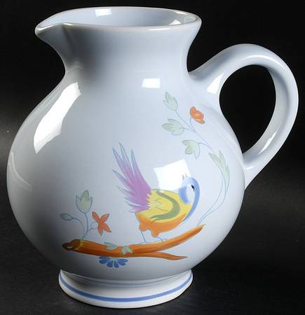 Perouges 64 Oz Pitcher