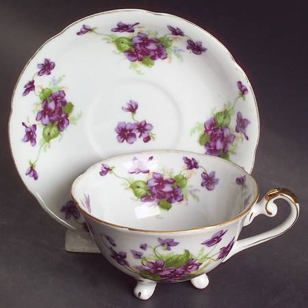 LEF23 Footed Cup & Saucer Set by Lefton