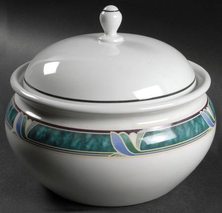 Emerald Bay 2.5 Qt Round Covered Casserole