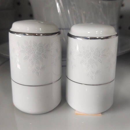 Annie Salt & Pepper Set