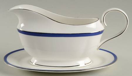 Emma Gravy Boat & Underplate
