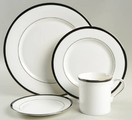Leigh 4 Piece Place Setting