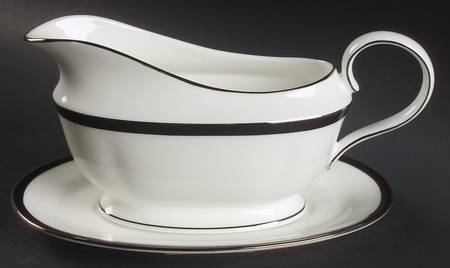 Leigh Gravy Boat & Underplate